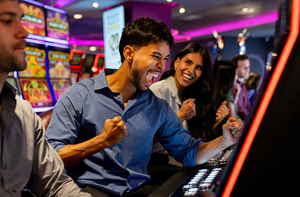 qt777 apk platform overview showing sportsbook, live-dealer, slots, and esports sections